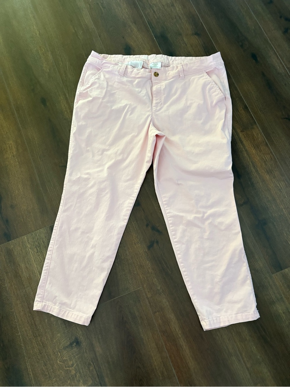 Old Navy Women’s Light Pink Boyfriend Jeans